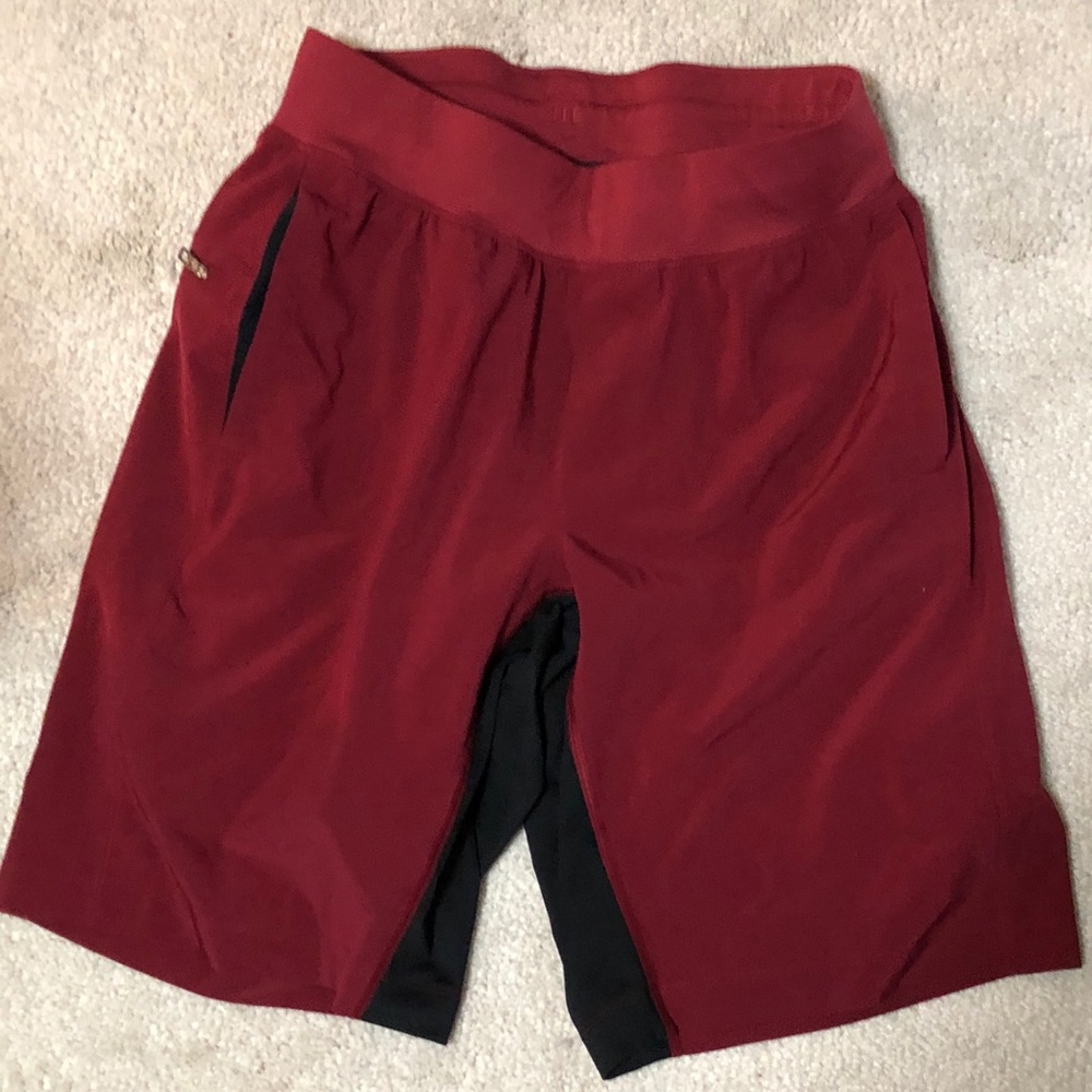Lululemon the short 7inch